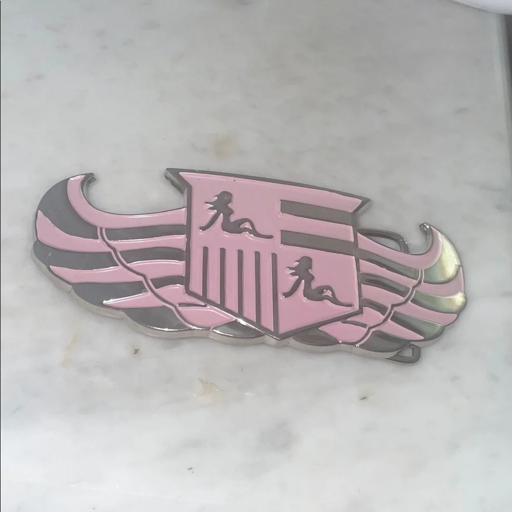 Elegant Pink and Silver Belt Buckle - Picture 1 of 2
